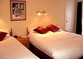 Mulgrave Konukevi 3*